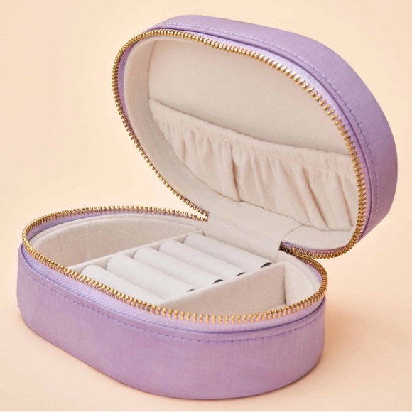 Powder UK Hummingbird luxury velvet embroidered pouch w/tassel-2 available-NWT - Picture 10 of 16